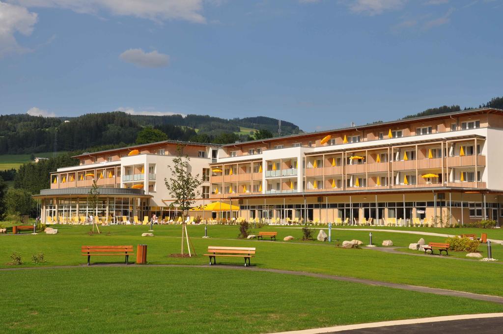Gesundheitsresort Bad St. Leonhard Bad Sankt Leonhard im Lavanttal Bagian luar foto