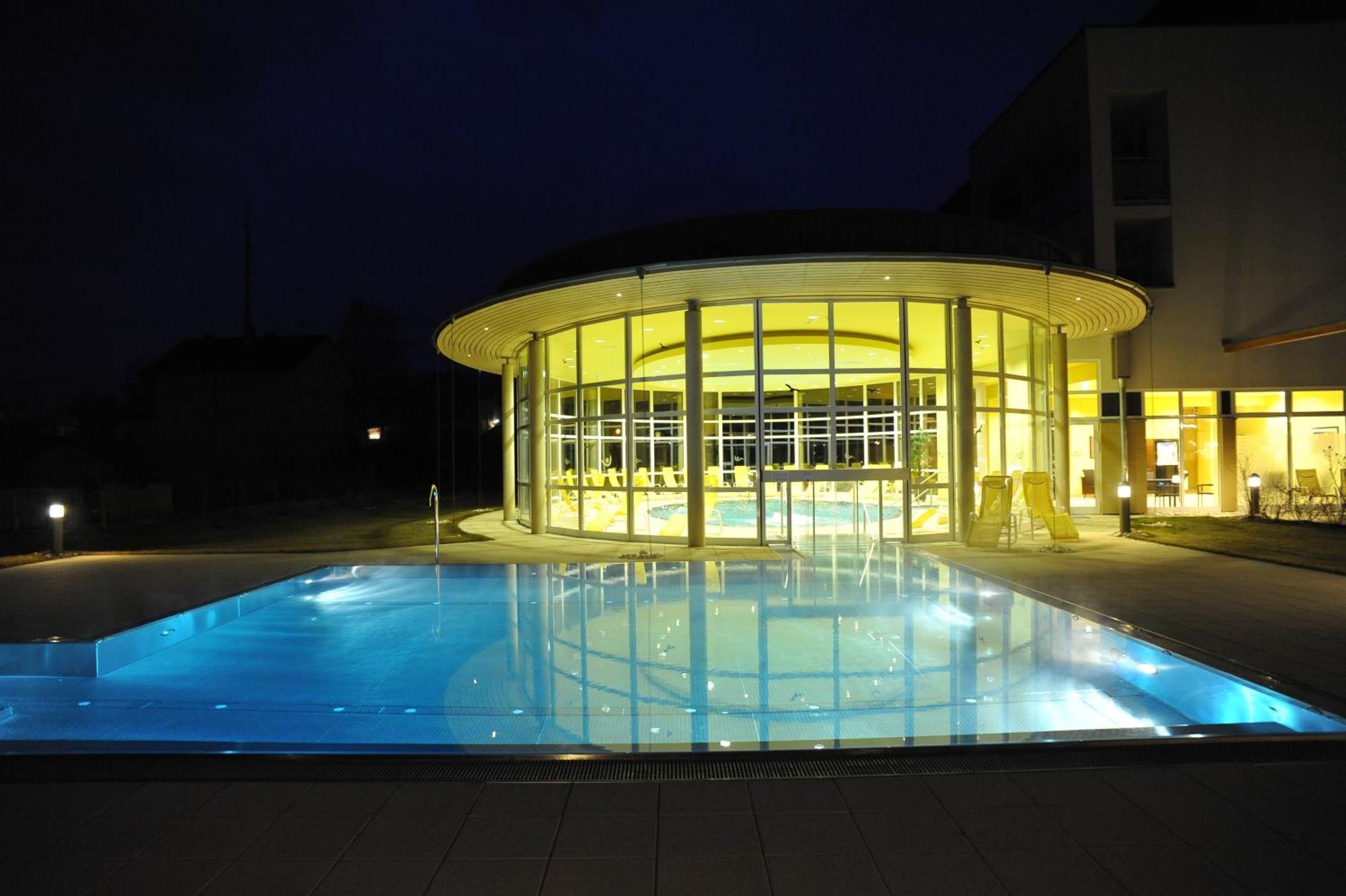 Gesundheitsresort Bad St. Leonhard Bad Sankt Leonhard im Lavanttal Bagian luar foto