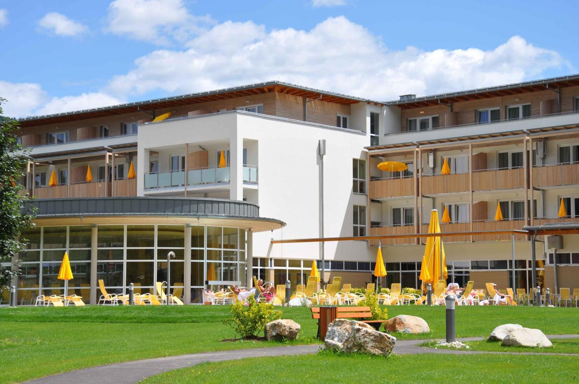 Gesundheitsresort Bad St. Leonhard Bad Sankt Leonhard im Lavanttal Bagian luar foto