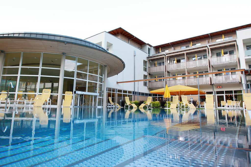 Gesundheitsresort Bad St. Leonhard Bad Sankt Leonhard im Lavanttal Bagian luar foto