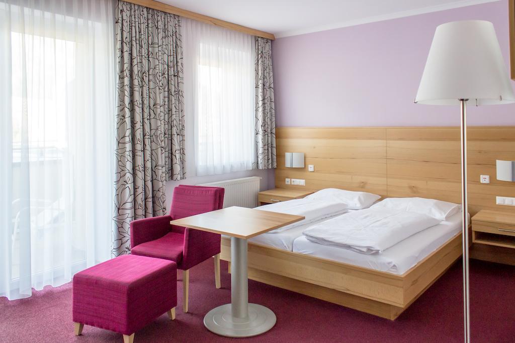 Gesundheitsresort Bad St. Leonhard Bad Sankt Leonhard im Lavanttal Ruang foto